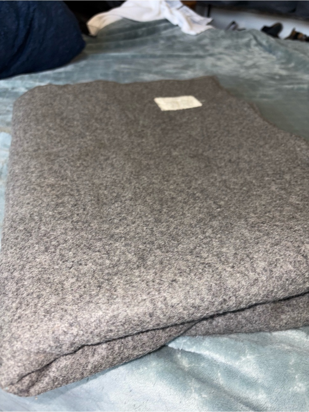 Military 100% Wool Gray Blanket - Picture 4 of 6